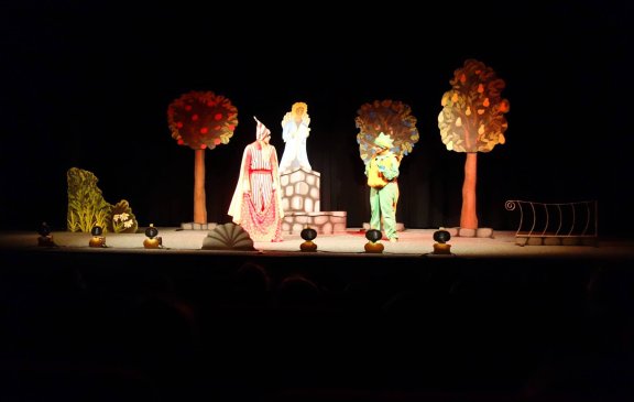 Divadlo Metropol - Princezny jsou na draka