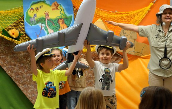 Průzkumníci v Africe - divadlo v MŠ